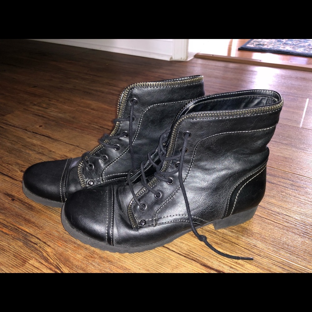 Guess Glam Combat Boots